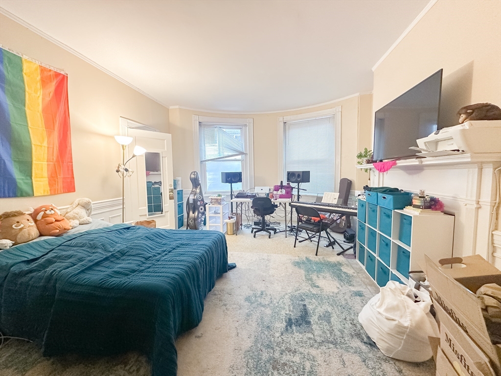 3 bed, 2.5 bath apartment for rent at 420 Huntington Ave Unit 1, Fenway