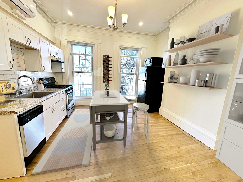 1 bed, 1 bath apartment for rent at 420 Sumner St Unit 2, East Boston