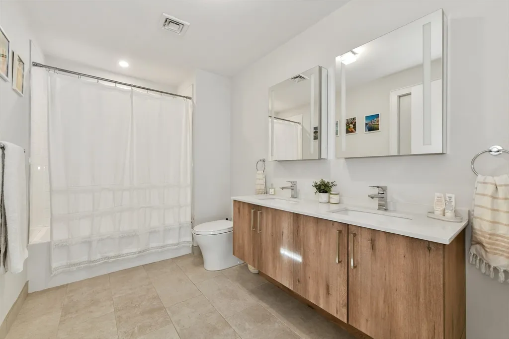 1 bed, 2 bath apartment for rent at 420 West Broadway Unit 409, South Boston — photo 6 of 16