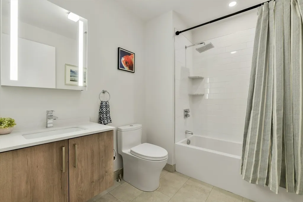 1 bed, 2 bath apartment for rent at 420 West Broadway Unit 409, South Boston — photo 8 of 16