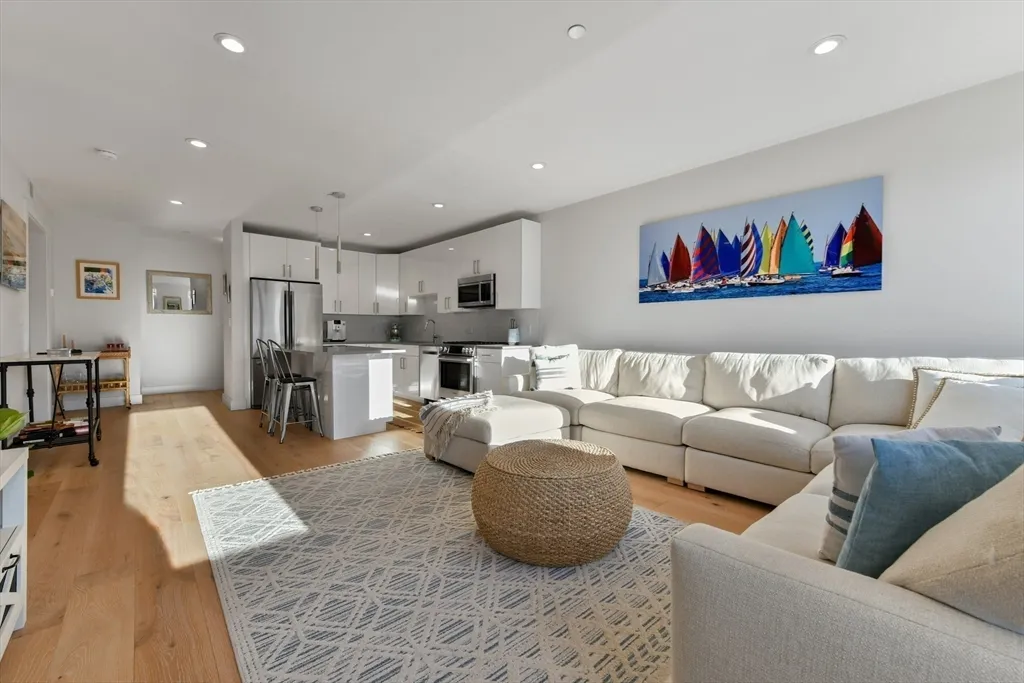 1 bed, 2 bath apartment for rent at 420 West Broadway Unit 409, South Boston — photo 2 of 16