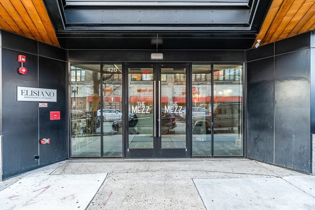 Studio bed, 1 bath apartment for rent at 420 West Broadway Unit 502, Boston