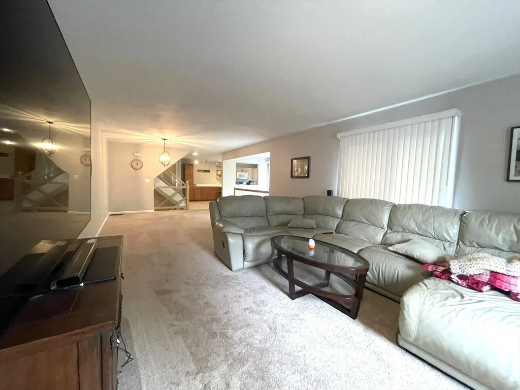 2 bed, 2 bath apartment for rent at 421 Captain Eames Cir Unit 421, Ashland — photo 7 of 19
