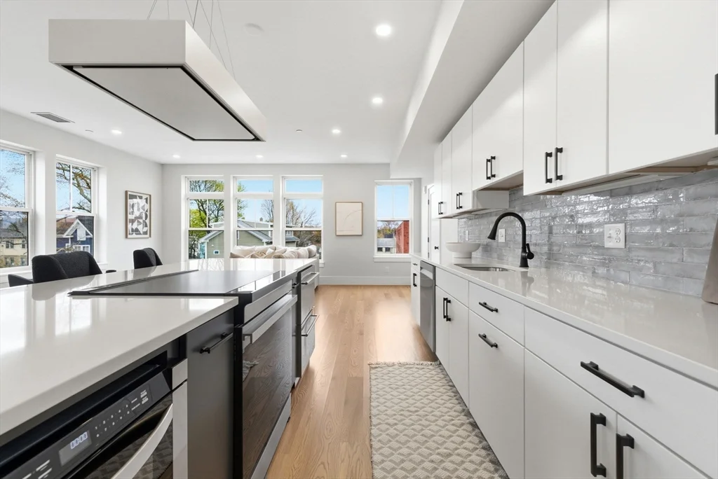 2 bed, 2 bath apartment for rent at 421 High St Unit 309, West Medford — photo 3 of 26