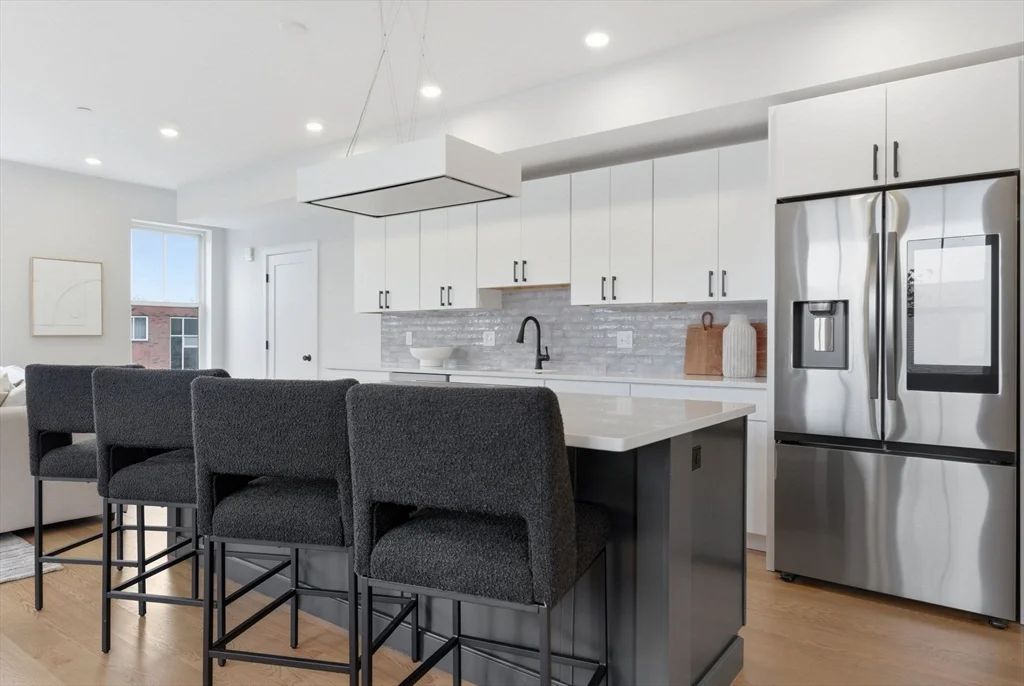 2 bed, 2 bath apartment for rent at 421 High St Unit 309, West Medford — photo 4 of 26