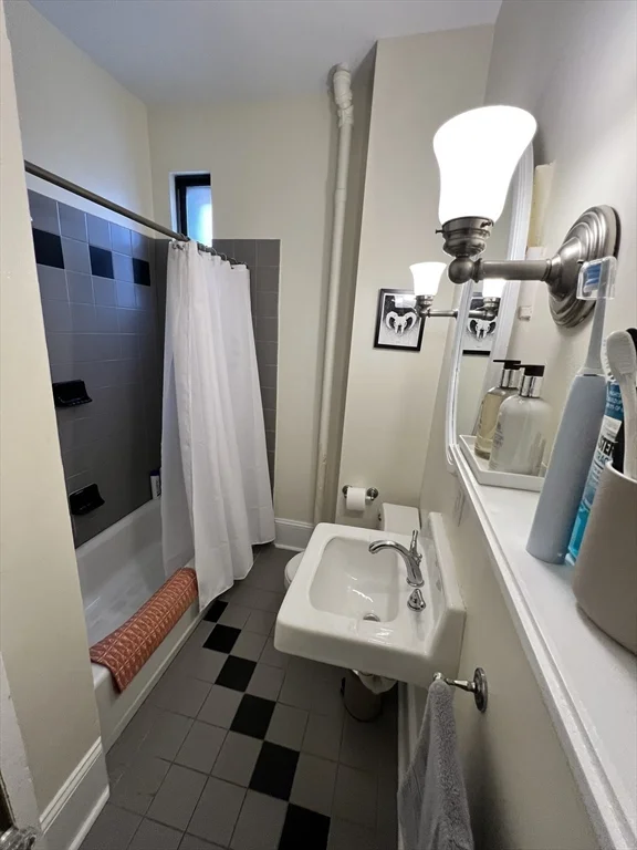 2 bed, 1 bath apartment for rent at 421 Marlborough St Unit 5, Back Bay — photo 18 of 18