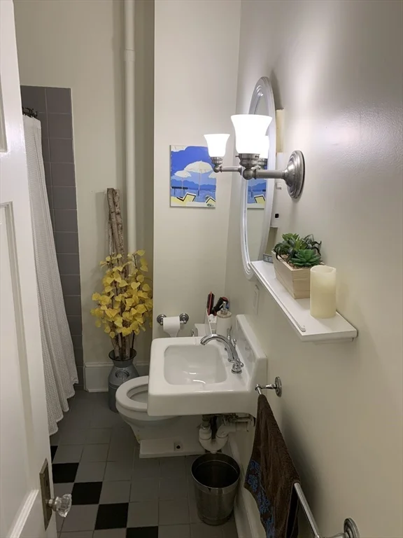 2 bed, 1 bath apartment for rent at 421 Marlborough St Unit 5, Back Bay — photo 13 of 18