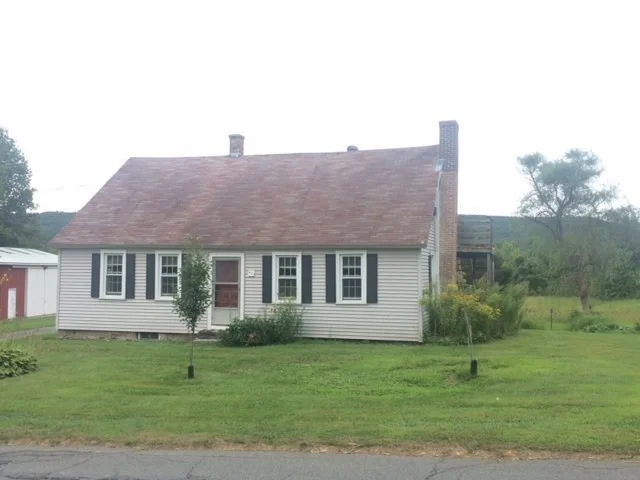2 bed, 1 bath apartment for rent at 421 North East St Unit N/A, Amherst — photo 1 of 7