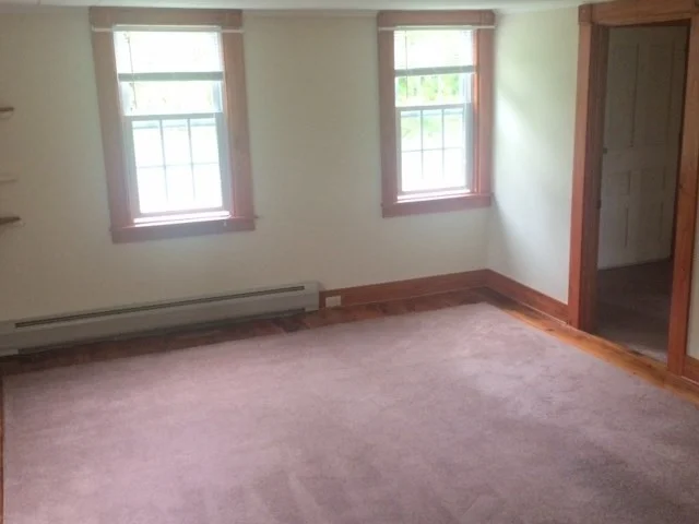 2 bed, 1 bath apartment for rent at 421 North East St Unit N/A, Amherst — photo 5 of 7