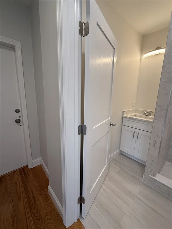 2 bed, 1 bath apartment for rent at 421 Salem St Unit 2B, Medford — photo 11 of 18