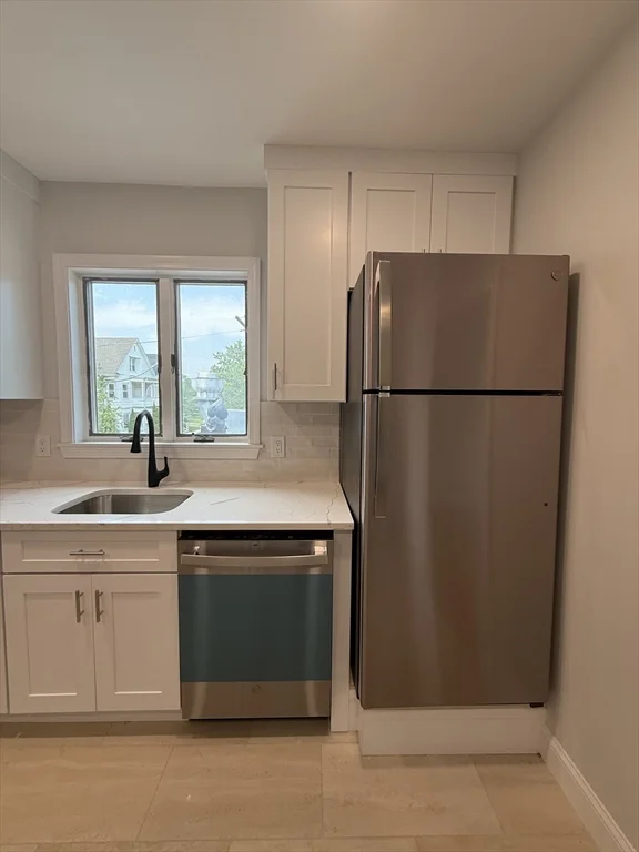 2 bed, 1 bath apartment for rent at 421 Salem St Unit 2B, Medford — photo 7 of 18
