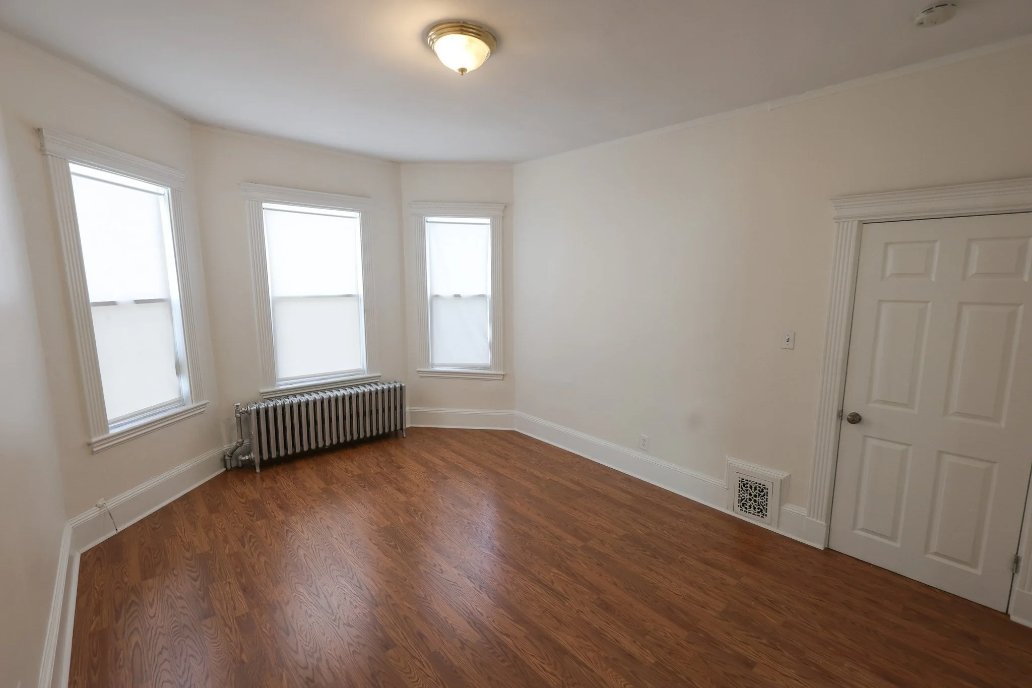 4 bed, 1 bath apartment for rent at 421 Seaver St Unit 3, Dorchester — photo 9 of 24