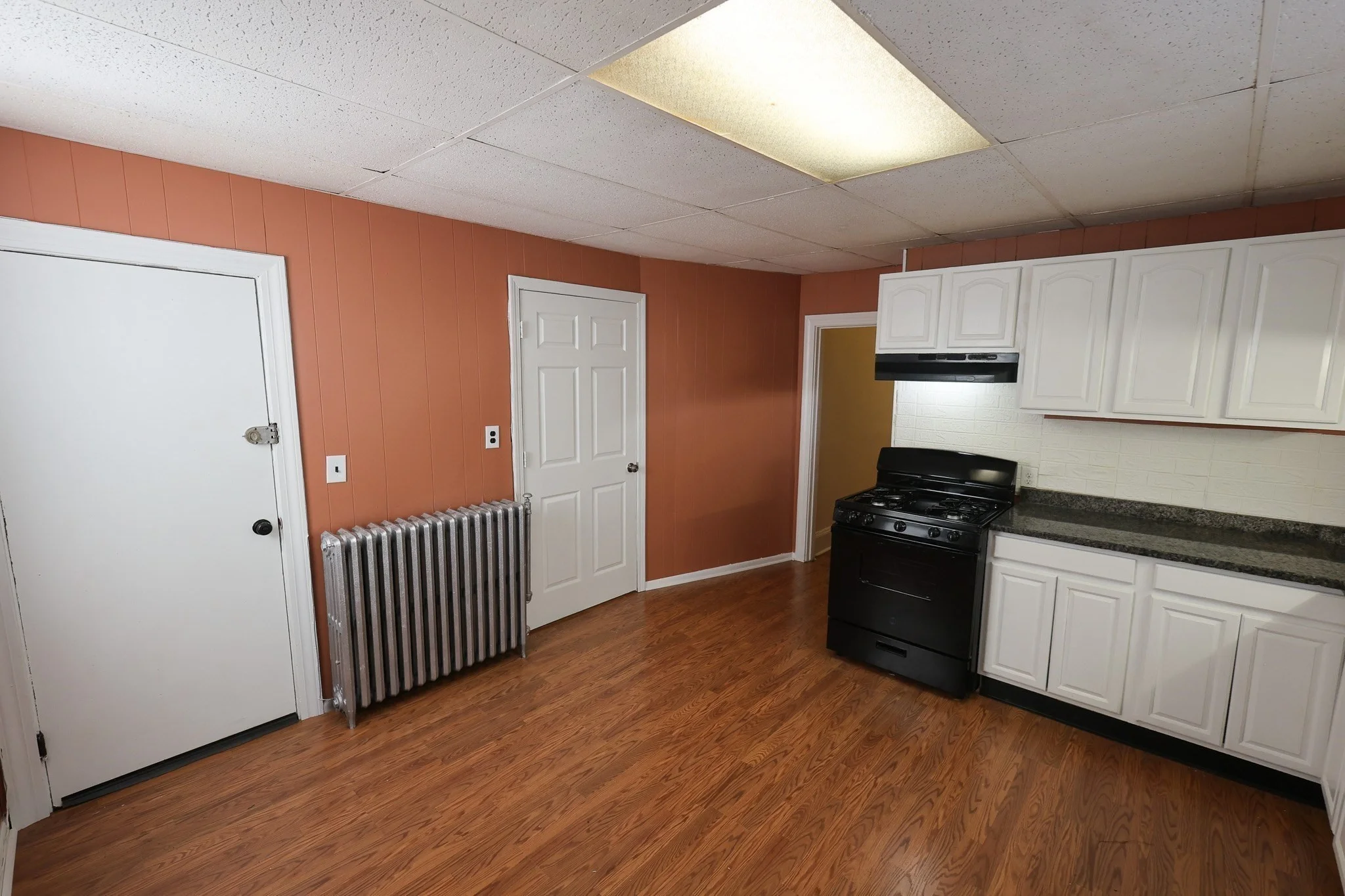 4 bed, 1 bath apartment for rent at 421 Seaver St Unit 3, Dorchester — photo 3 of 24