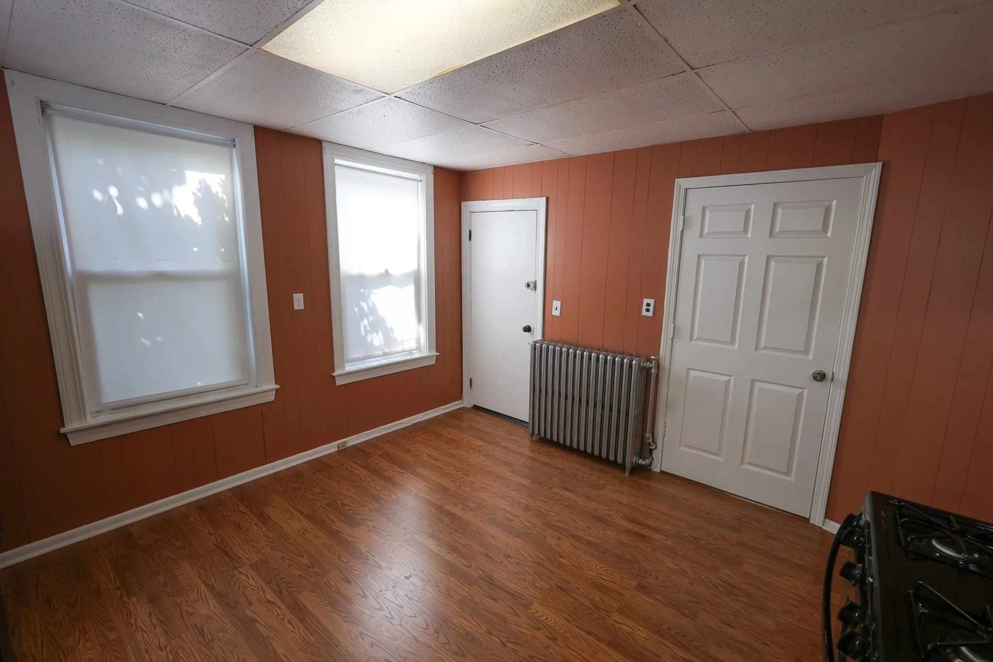 4 bed, 1 bath apartment for rent at 421 Seaver St Unit 3, Dorchester — photo 2 of 24