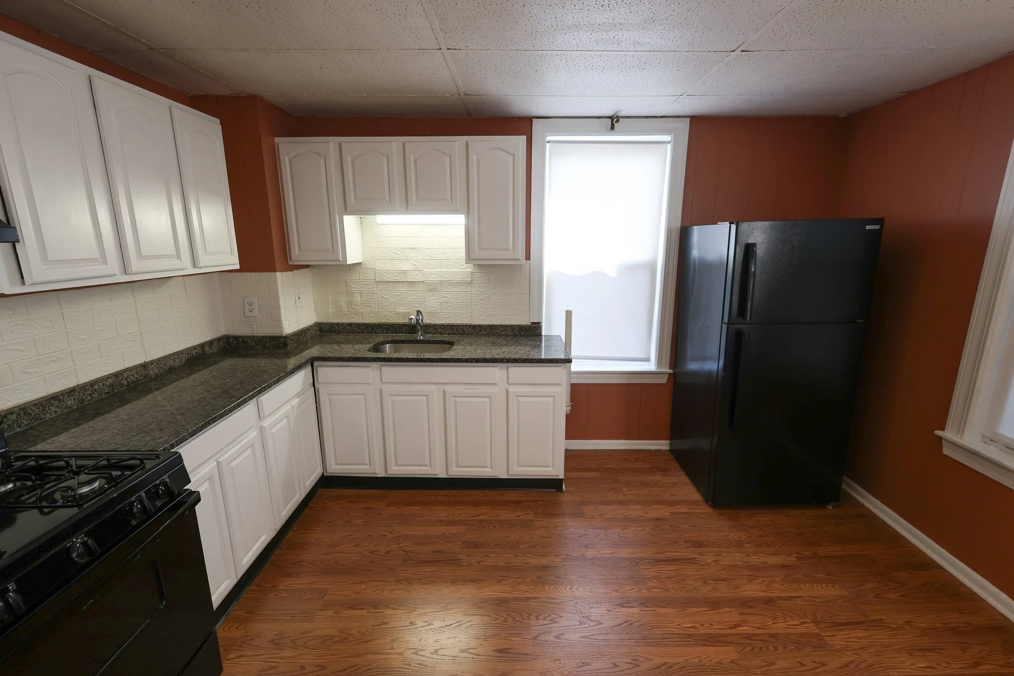 4 bed, 1 bath apartment for rent at 421 Seaver St Unit 3, Dorchester — photo 5 of 24