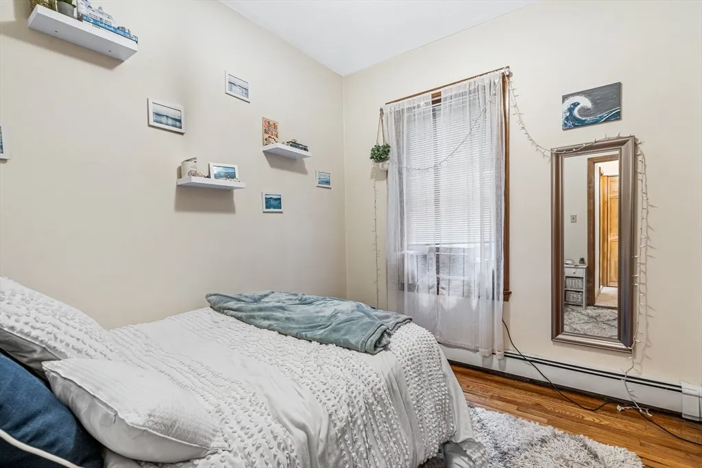 3 bed, 1 bath apartment for rent at 422 Hanover Unit 3, North End — photo 11 of 20