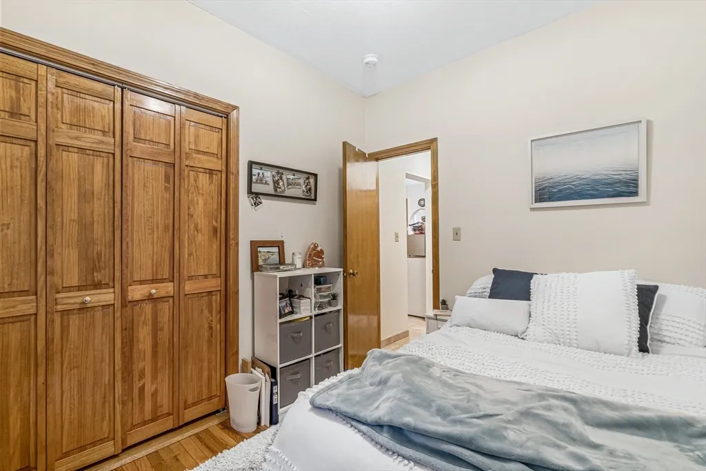 3 bed, 1 bath apartment for rent at 422 Hanover Unit 3, North End — photo 12 of 20