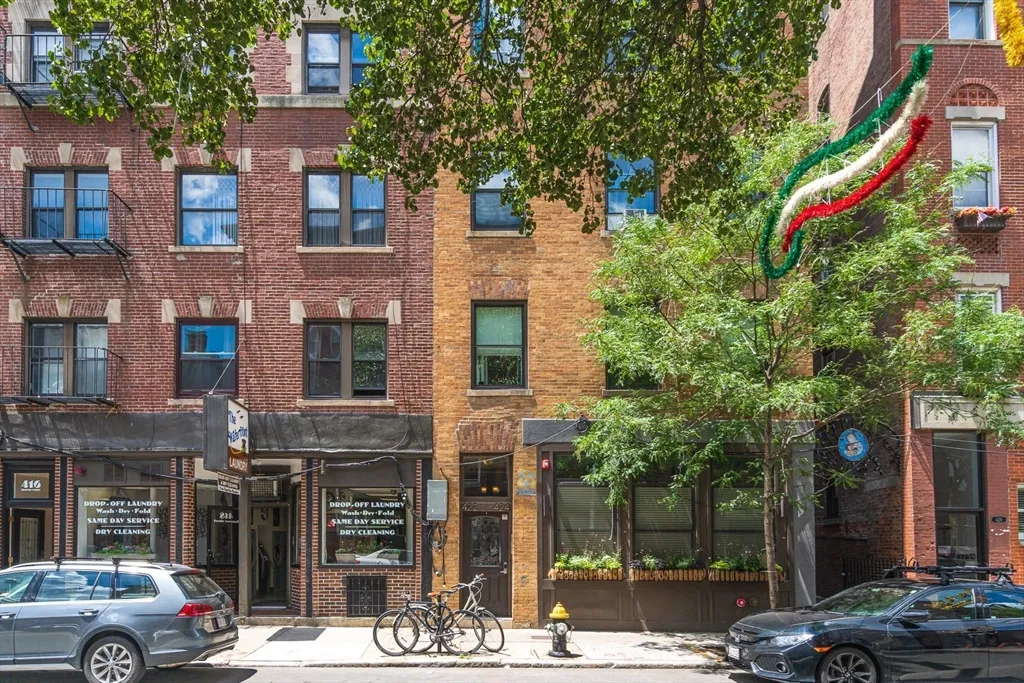 3 bed, 1 bath apartment for rent at 422 Hanover Unit 3, North End — photo 17 of 20