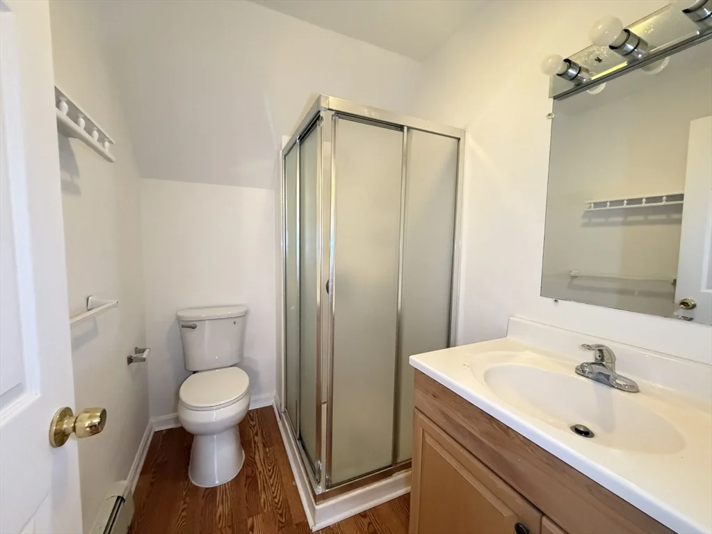 2 bed, 1 bath apartment for rent at 422 Prospect St Unit 2, Norwood — photo 5 of 6
