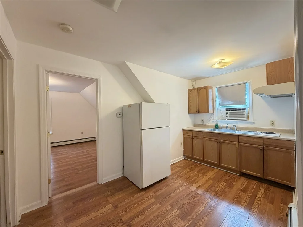 2 bed, 1 bath apartment for rent at 422 Prospect St Unit 2, Norwood — photo 6 of 6