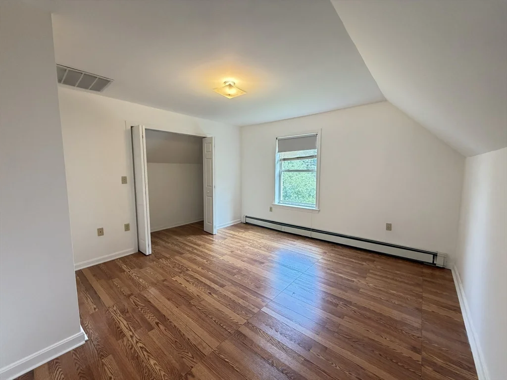 2 bed, 1 bath apartment for rent at 422 Prospect St Unit 2, Norwood — photo 4 of 6