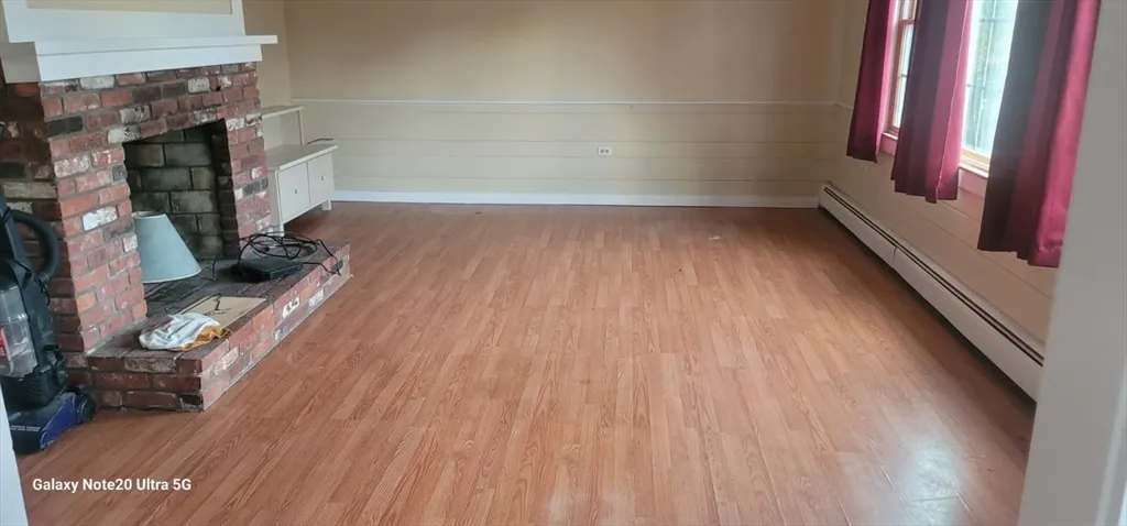 3 bed, 2 bath apartment for rent at 422 Route 6a Unit 2, Sandwich — photo 4 of 11
