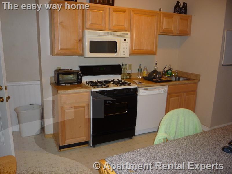 2 bed, 1 bath apartment for rent at 423 Franklin St Unit 3L, Central Square