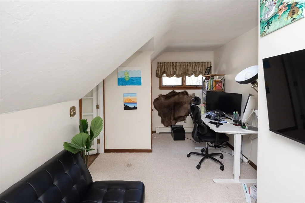 4 bed, 2 bath apartment for rent at 423 Goldthwaite Rd, Northbridge — photo 25 of 37