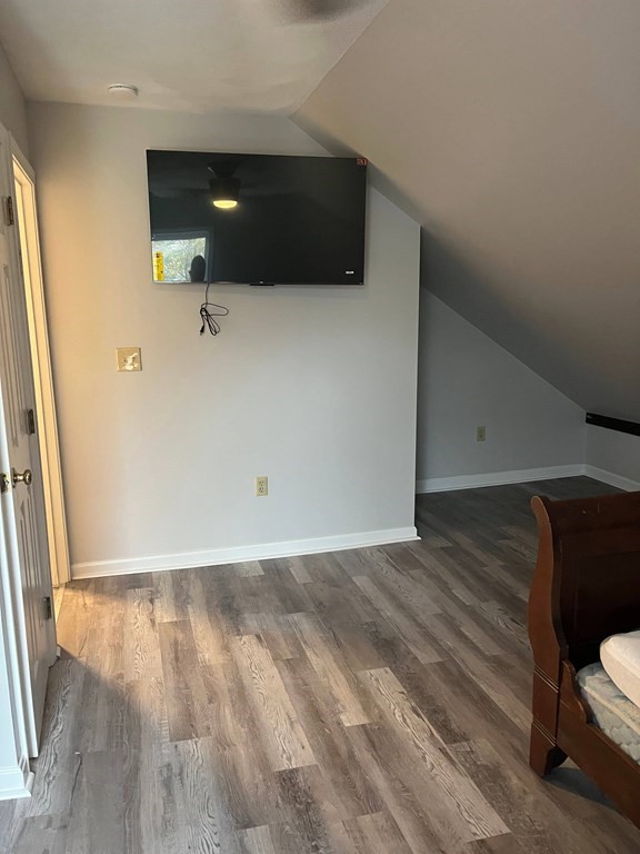 1 bed, 1 bath apartment for rent at 423 King St Unit Observatory, Littleton — photo 3 of 11