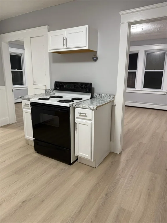 3 bed, 1 bath apartment for rent at 423 Worcester St Unit 2, Southbridge — photo 1 of 8