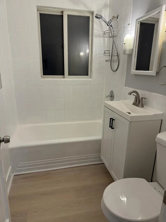 3 bed, 1 bath apartment for rent at 423 Worcester St Unit 2, Southbridge — photo 4 of 8