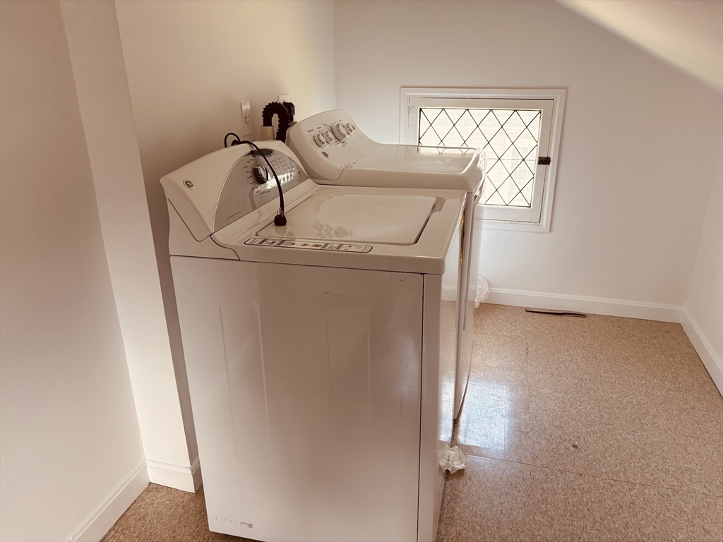 1 bed, 1 bath apartment for rent at 424 E Central St Unit B, Franklin — photo 11 of 11