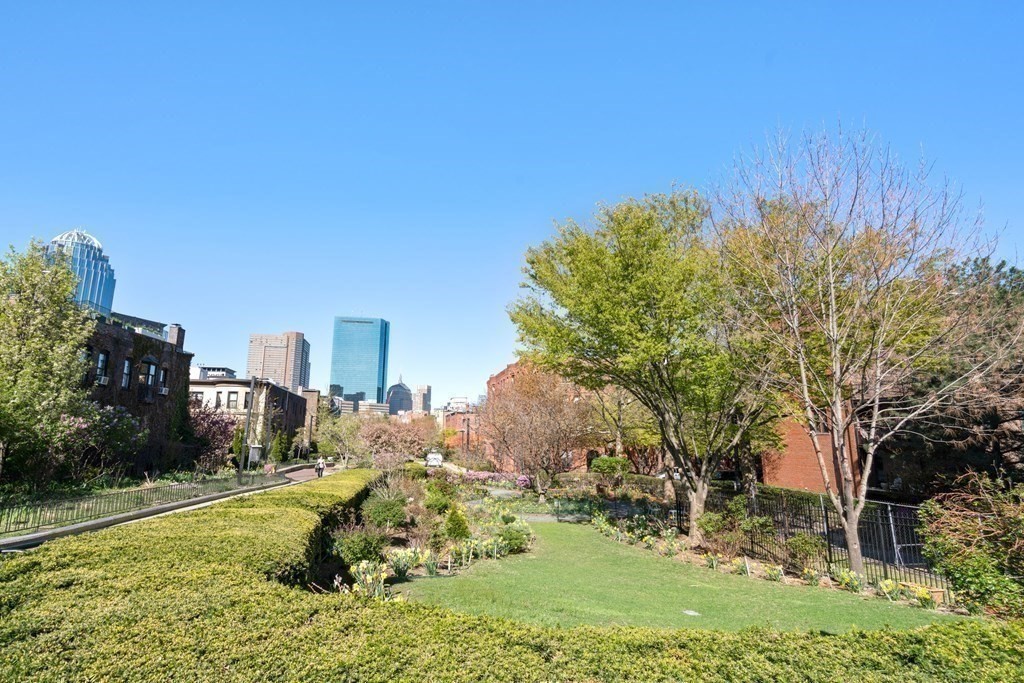 2 bed, 2 bath apartment for rent at 424 Massachusetts Ave Unit 302, South End — photo 24 of 27