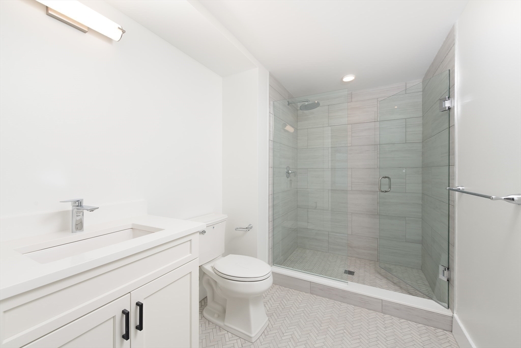 2 bed, 2 bath apartment for rent at 425 Border St Unit 401, East Boston — photo 7 of 13