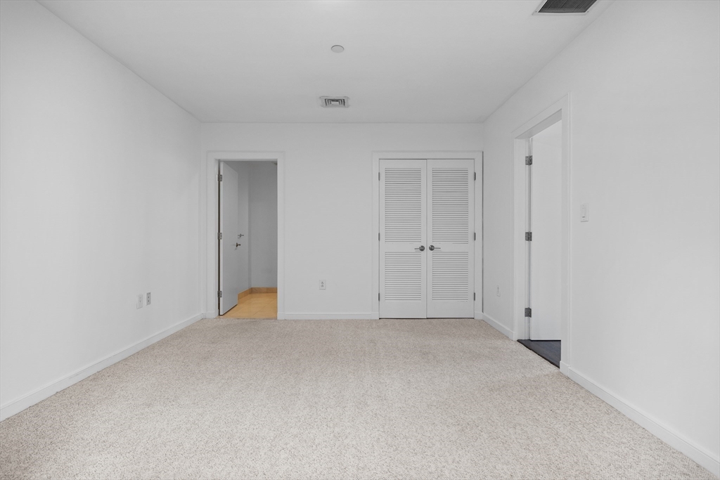 2 bed, 2 bath apartment for rent at 425 Boylston St Unit 702, Back Bay — photo 9 of 14