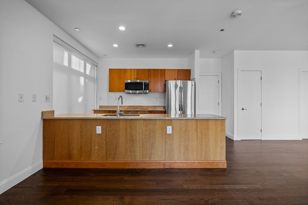 2 bed, 2 bath apartment for rent at 425 Boylston St Unit 702, Back Bay — photo 5 of 14