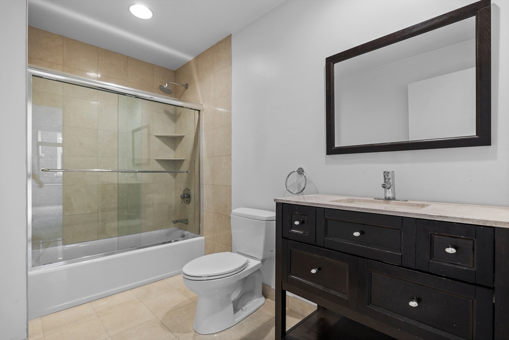 2 bed, 2 bath apartment for rent at 425 Boylston St Unit 702, Back Bay — photo 11 of 14