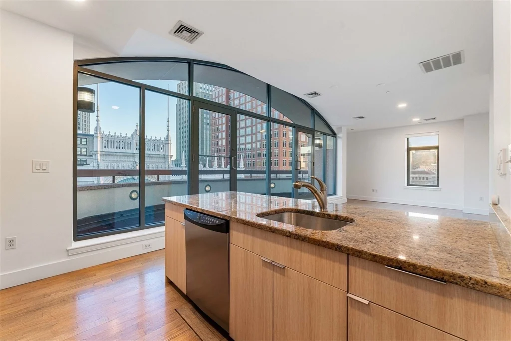 2 bed, 2 bath apartment for rent at 425 Boylston St Unit 801, Back Bay — photo 1 of 19