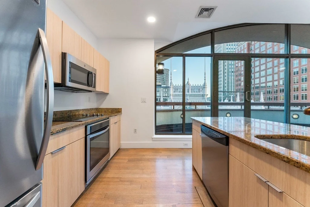 2 bed, 2 bath apartment for rent at 425 Boylston St Unit 801, Back Bay — photo 5 of 19