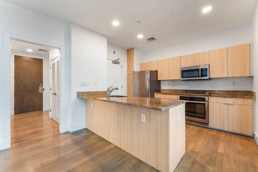 2 bed, 2 bath apartment for rent at 425 Boylston St Unit 801, Back Bay — photo 6 of 19