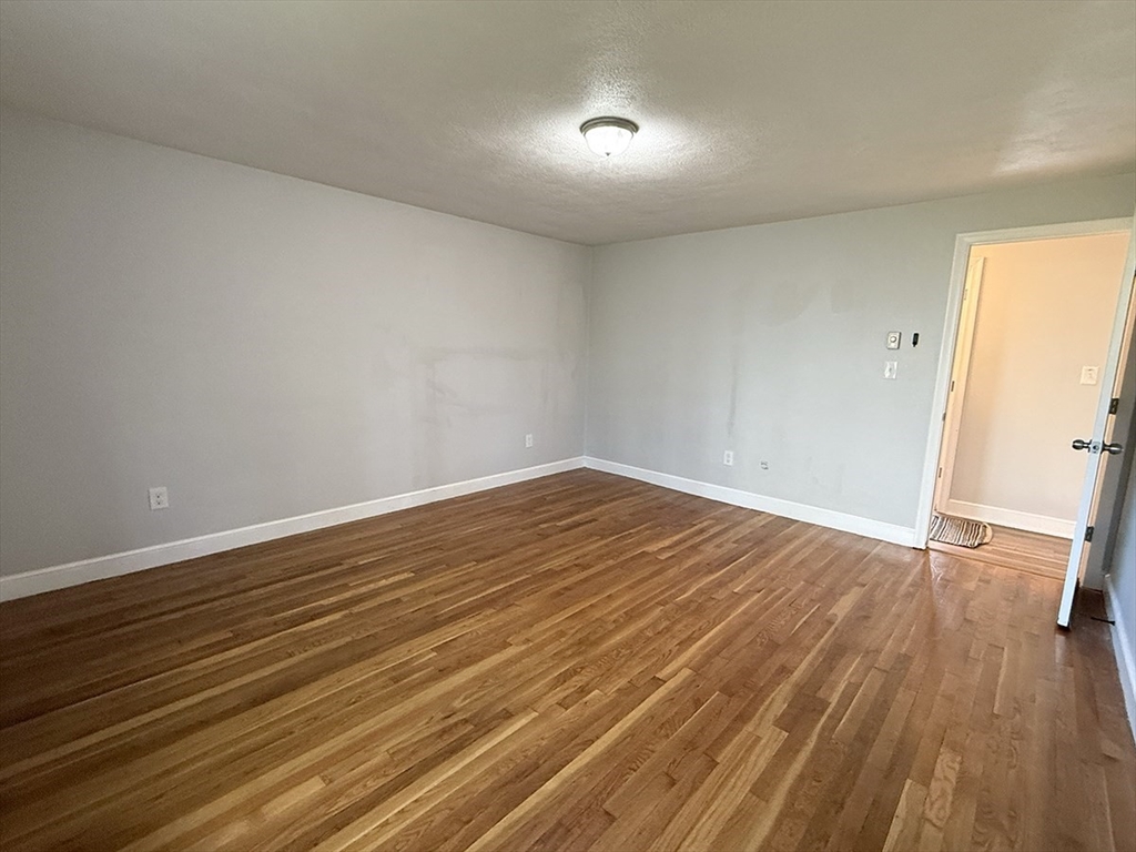 4 bed, 2 bath apartment for rent at 425 High St Unit 1, Randolph — photo 16 of 28