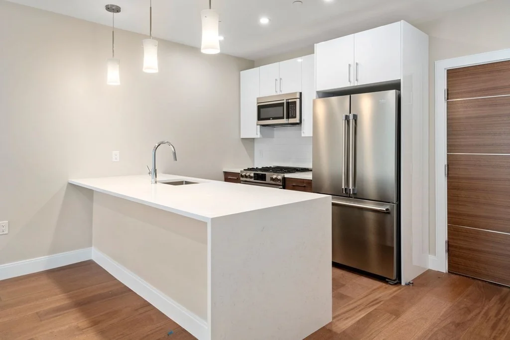 1 bed, 1 bath apartment for rent at 425 Lagrange St Unit 107, West Roxbury — photo 5 of 20