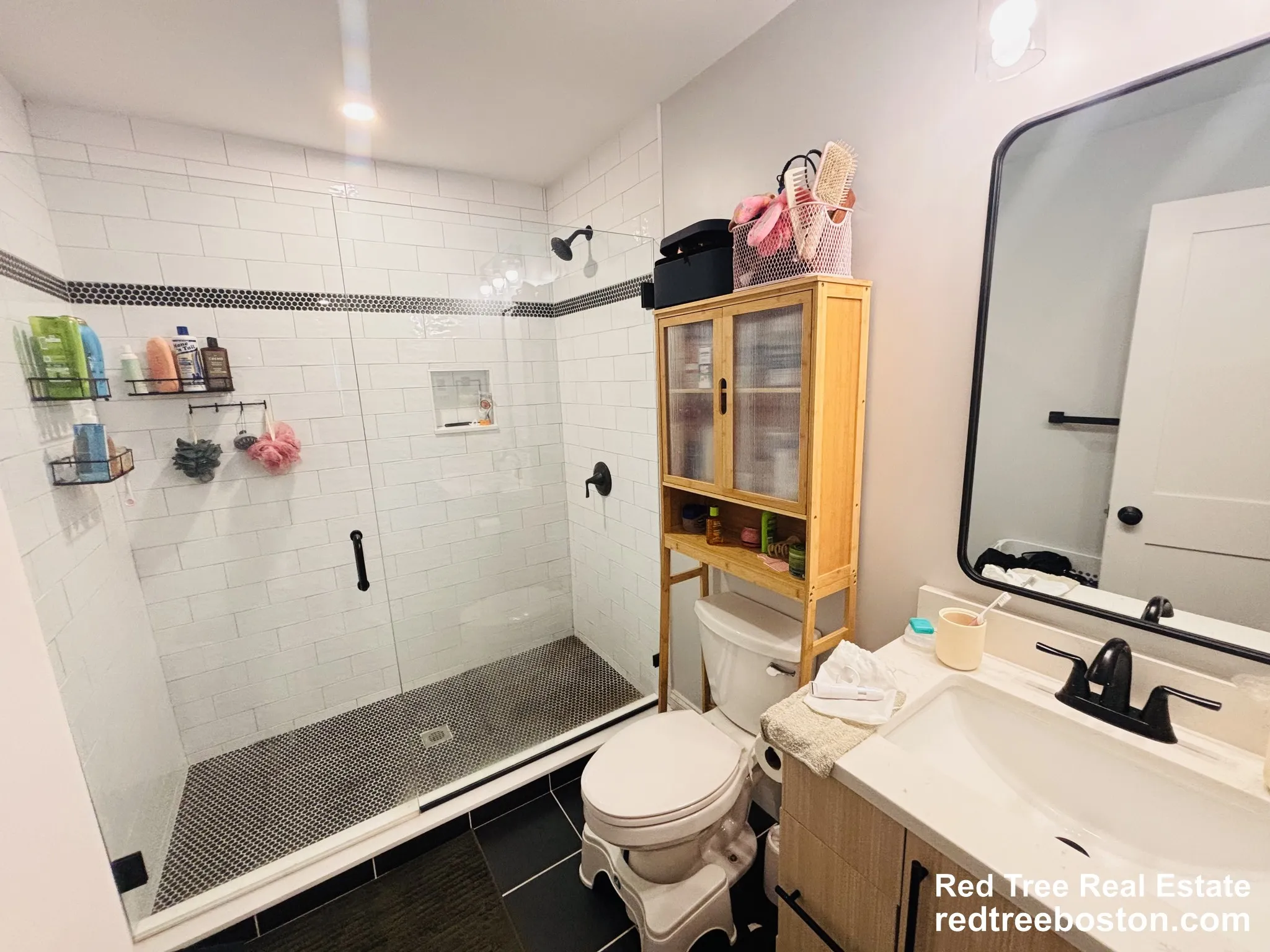 2 bed, 2 bath apartment for rent at 425 Market St Unit 202, Oak Square — photo 7 of 10