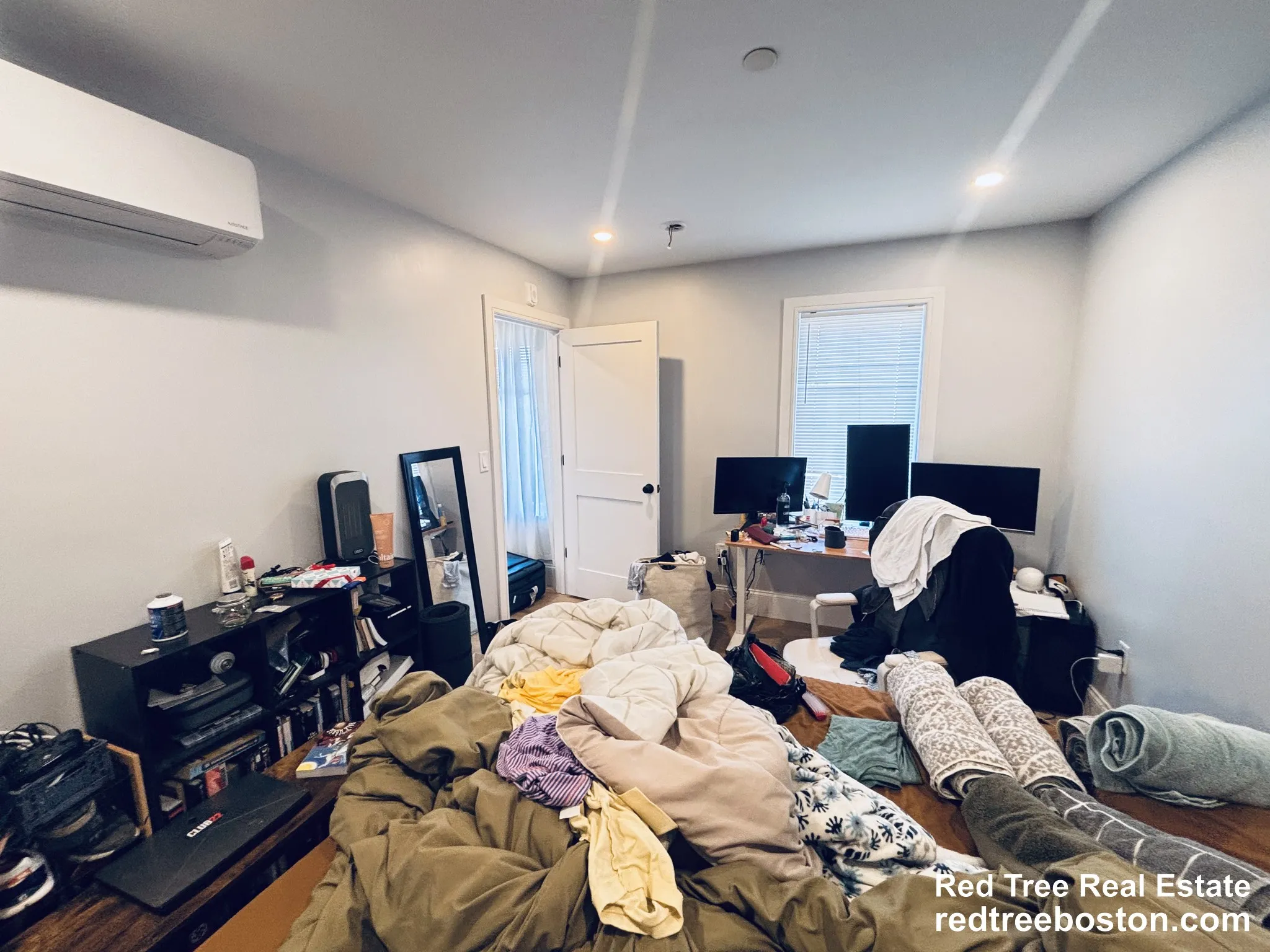 2 bed, 2 bath apartment for rent at 425 Market St Unit 206, Oak Square — photo 9 of 11