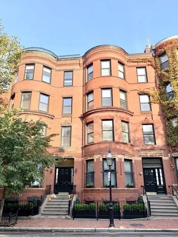 2 bed, 1 bath apartment for rent at 425 Marlborough St Unit 2, Back Bay — photo 19 of 20