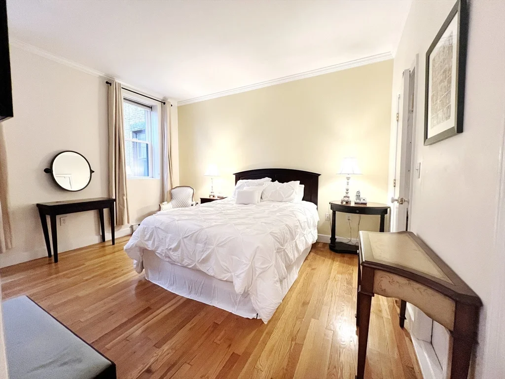 2 bed, 1 bath apartment for rent at 425 Marlborough St Unit 2, Back Bay — photo 12 of 20
