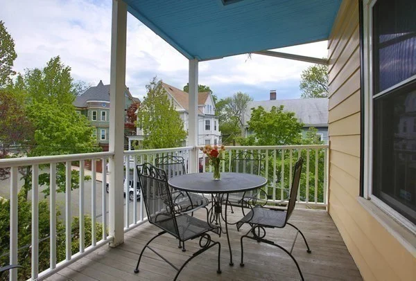 3 bed, 1 bath apartment for rent at 425 Medford St Unit C, Winter Hill — photo 9 of 10