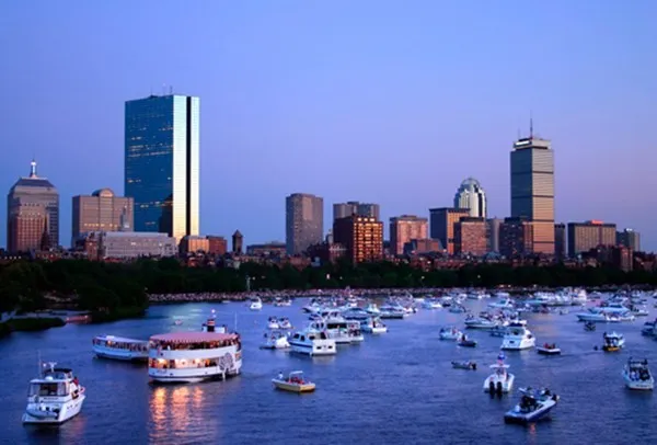 8+ bed, 4+ bath apartment for rent at 425 Newbury St Unit F6, Back Bay