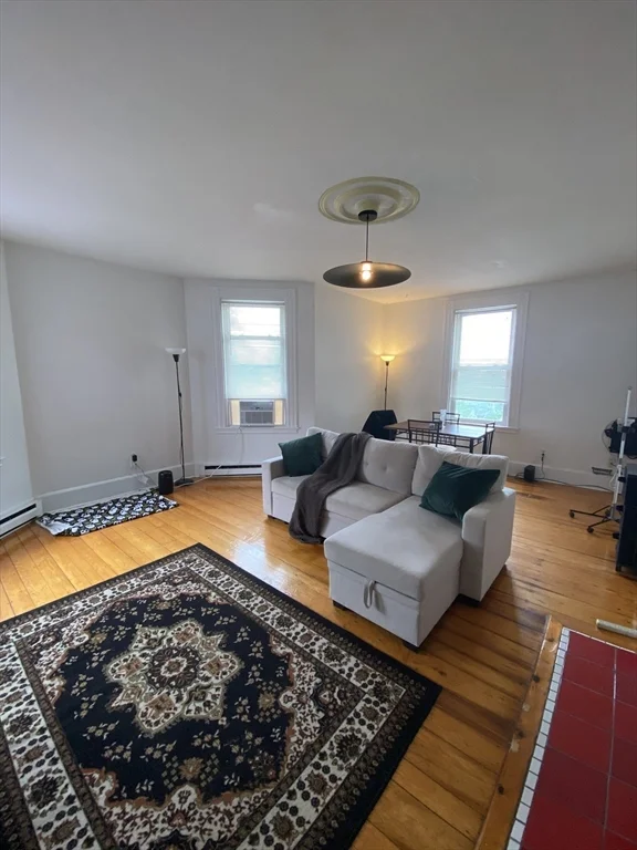 2 bed, 1 bath apartment for rent at 425 Quincy Unit 2, Dorchester