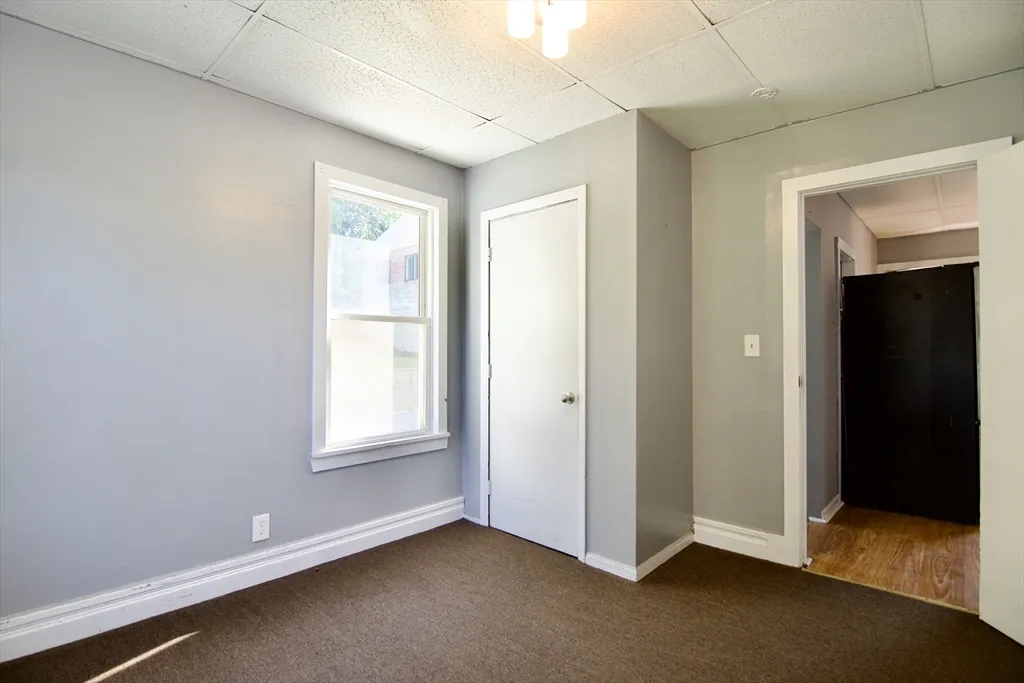 3 bed, 1 bath apartment for rent at 425 Taylor St Unit 1, Springfield — photo 22 of 25